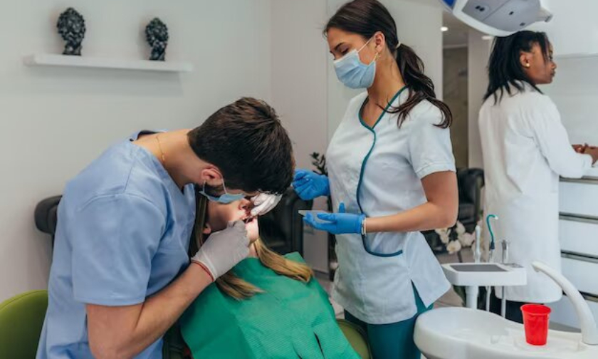 Featured image for “Why You Need to Know About Emergency Dentists”