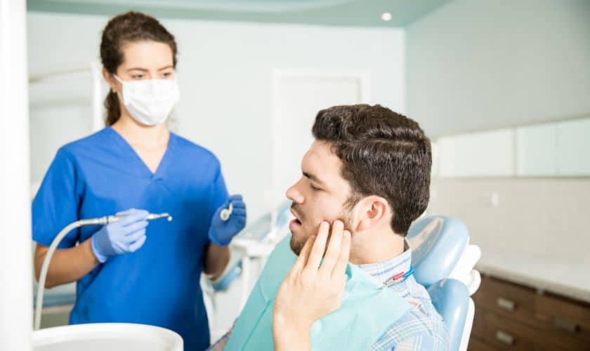 Featured image for “How to Choose the Right Emergency Dentist in Fort Walton Beach for Your Dental Needs”