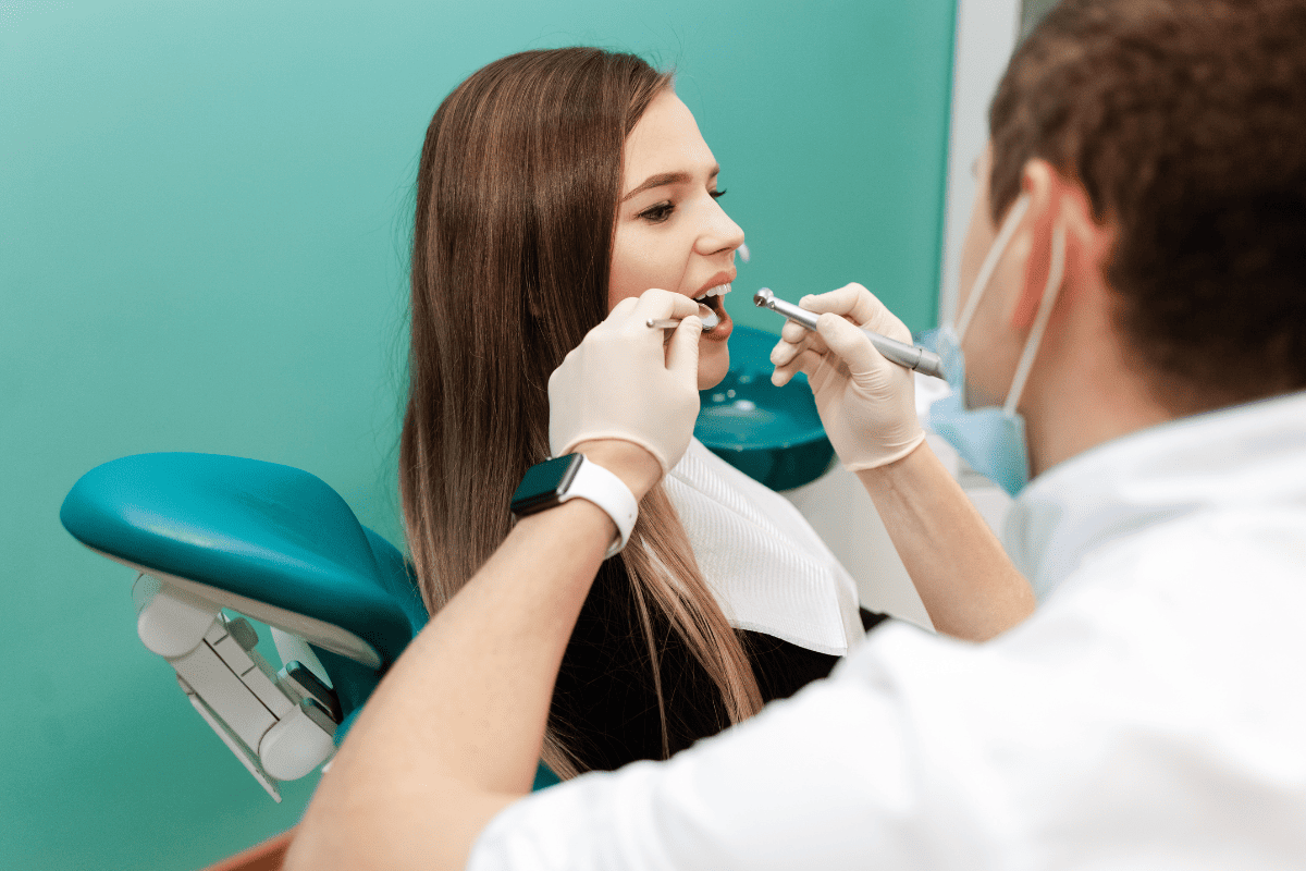 Featured image for “Top Signs You Need to Visit a Dentist in Fort Walton Beach”